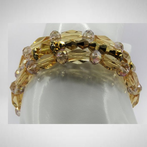 THE MARQUEES GOLD Colour Beaded Jewelry Set - Picture 5 of 6